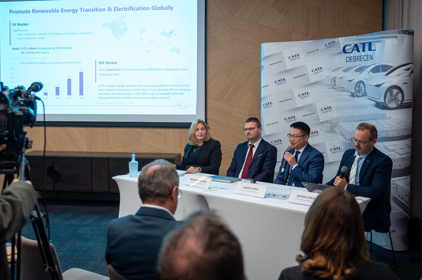 0001-Z62_4064-Enhanced-NR.jpg 0001-Z62_4064-Enhanced-NR.jpg